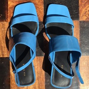 Via Spiga blue short heels
